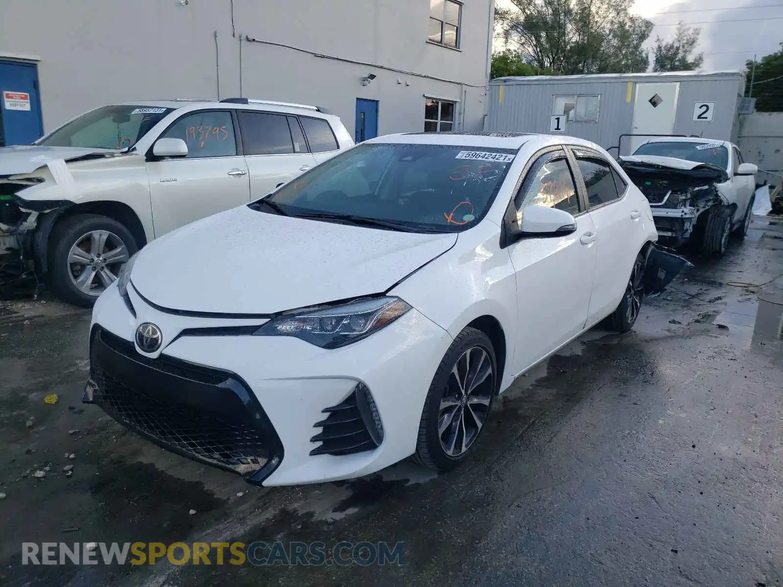 2 Photograph of a damaged car 2T1BURHE4KC174874 TOYOTA COROLLA 2019