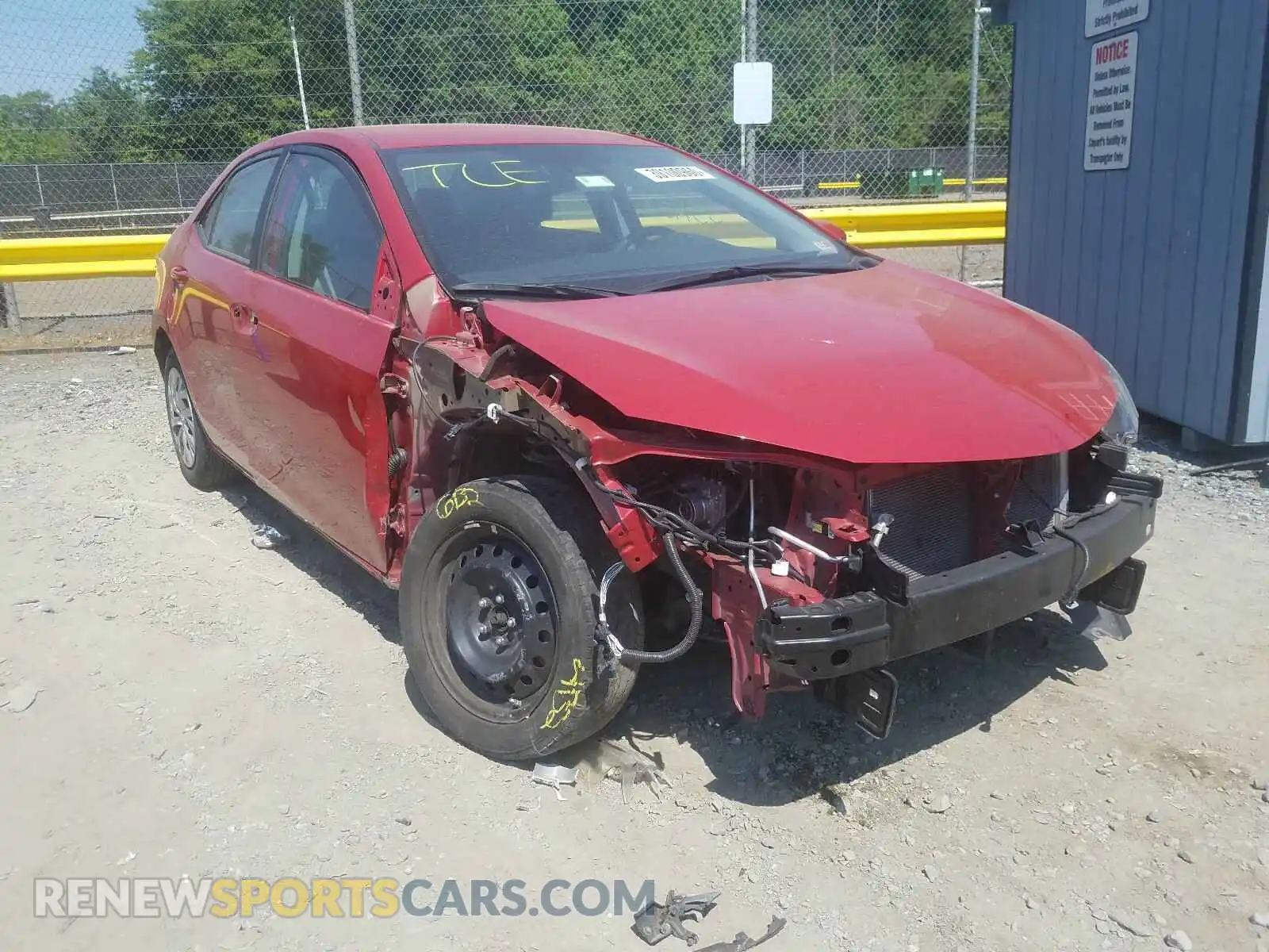 1 Photograph of a damaged car 2T1BURHE4KC176897 TOYOTA COROLLA 2019