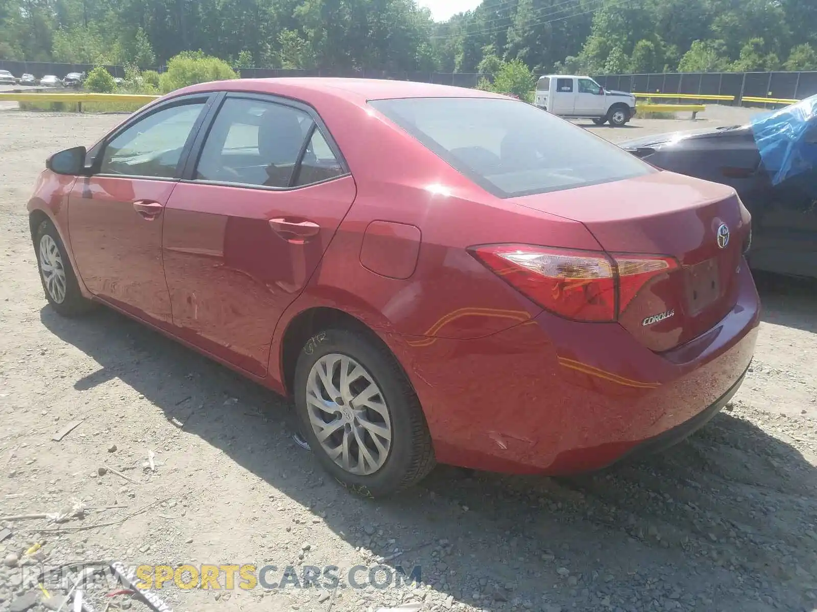 3 Photograph of a damaged car 2T1BURHE4KC176897 TOYOTA COROLLA 2019
