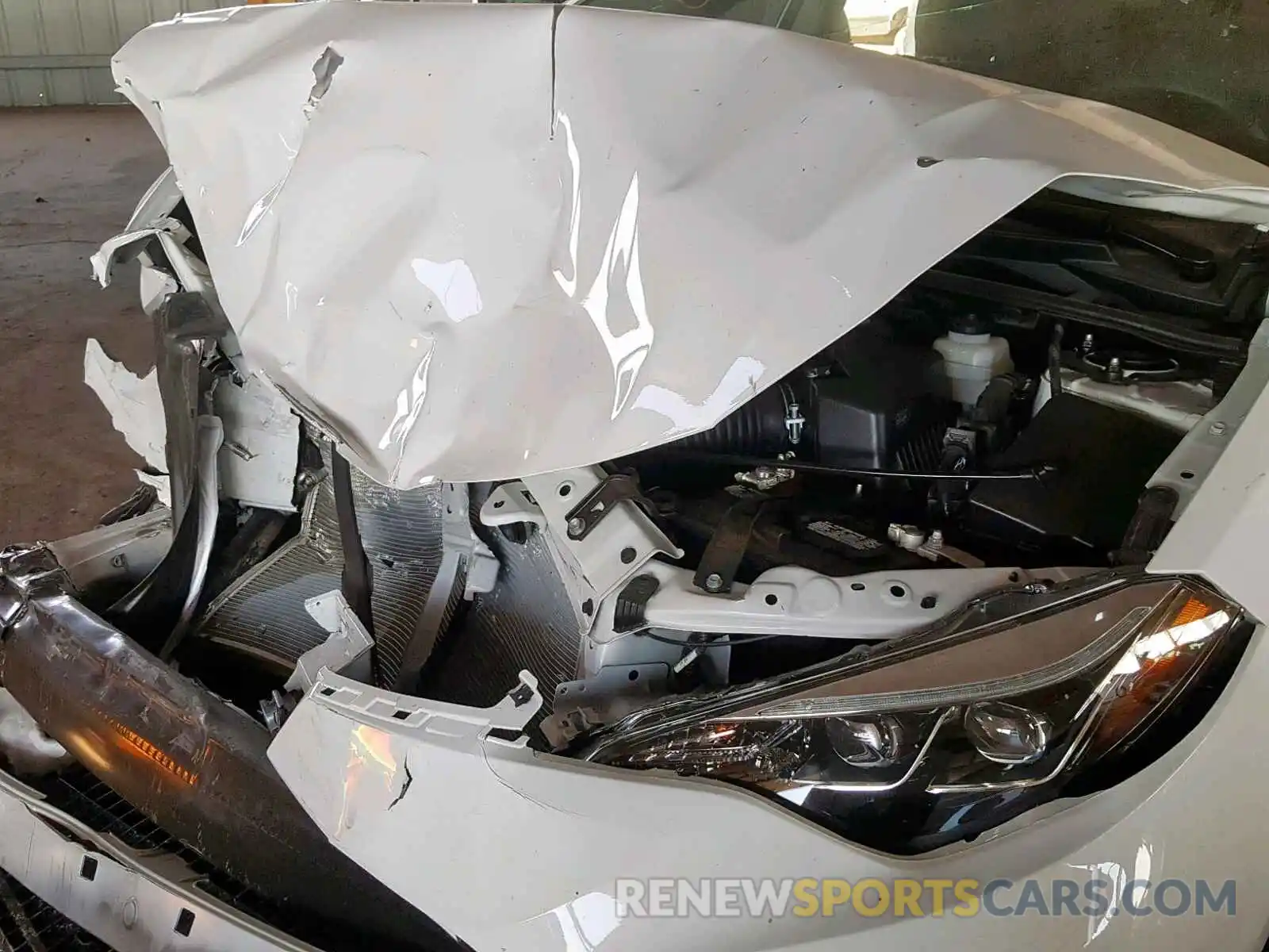 7 Photograph of a damaged car 2T1BURHE4KC180870 TOYOTA COROLLA 2019