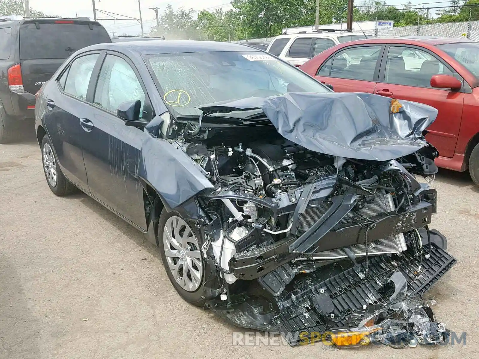 1 Photograph of a damaged car 2T1BURHE4KC184188 TOYOTA COROLLA 2019