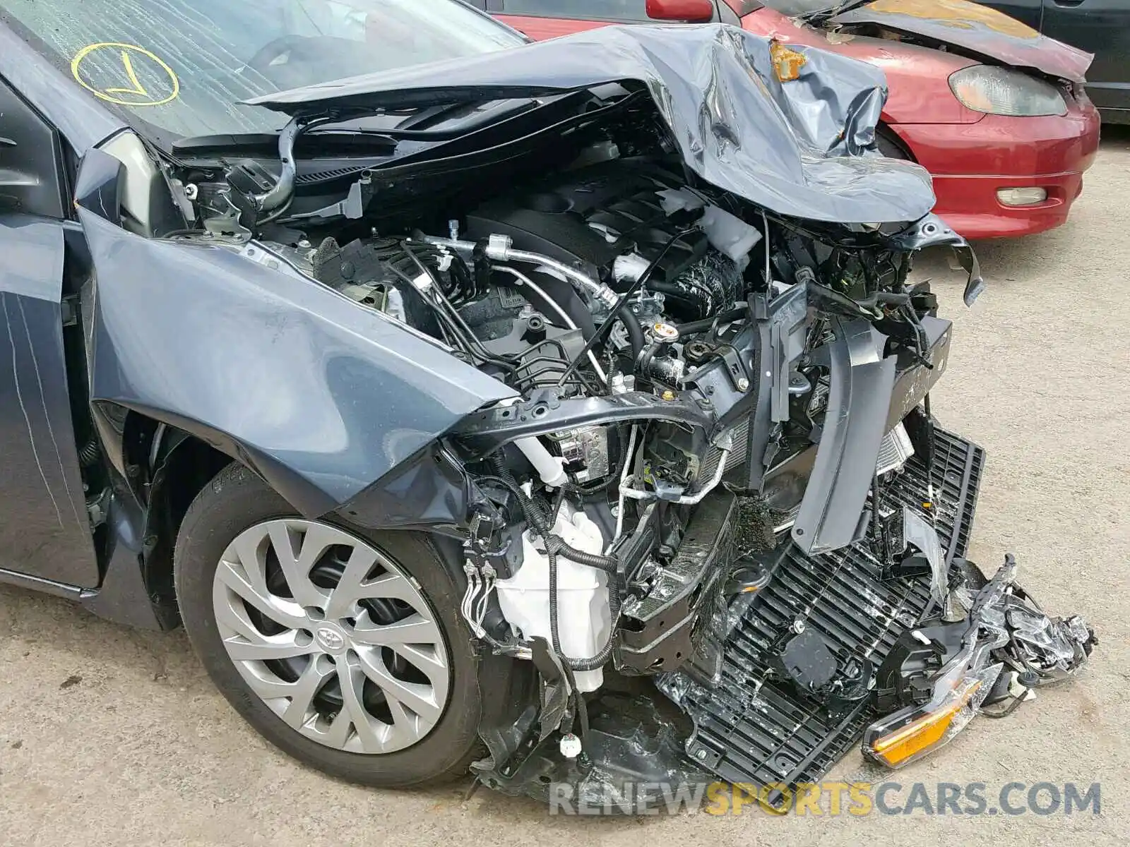 9 Photograph of a damaged car 2T1BURHE4KC184188 TOYOTA COROLLA 2019