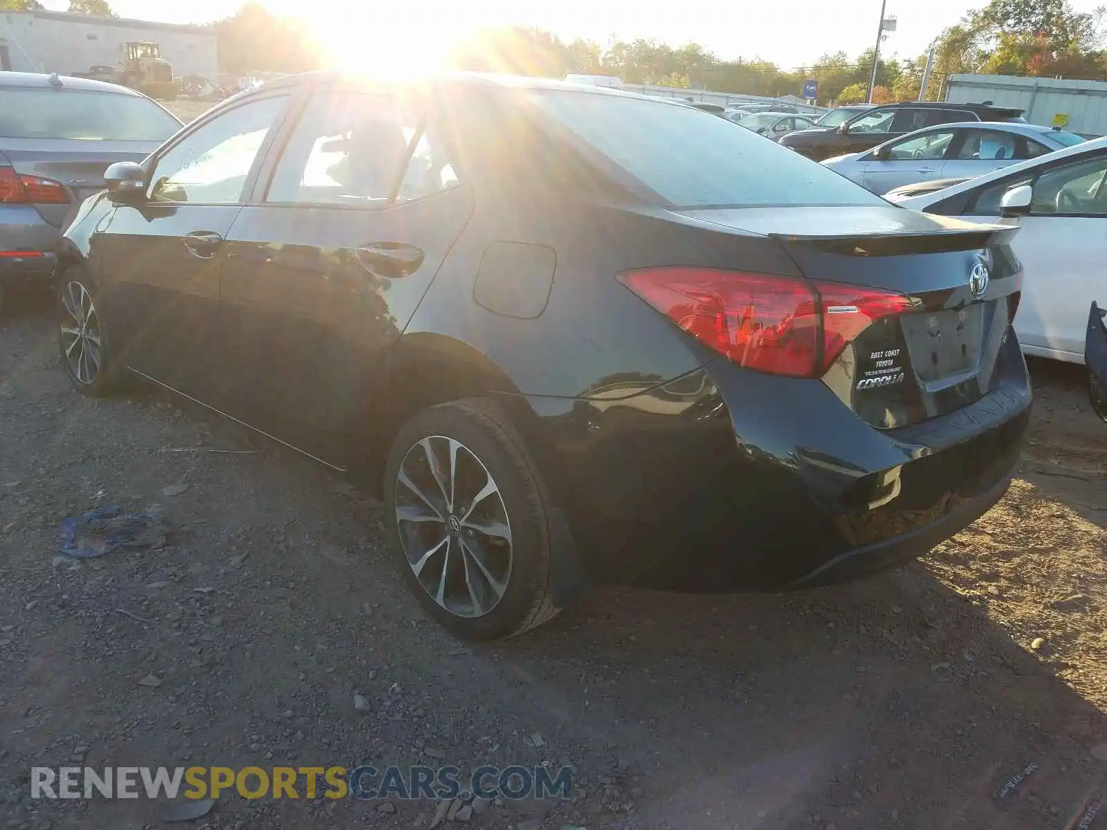 3 Photograph of a damaged car 2T1BURHE4KC186359 TOYOTA COROLLA 2019