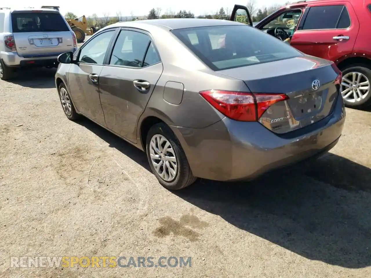 3 Фотография поврежденного автомобиля 2T1BURHE4KC187091 TOYOTA COROLLA 2019
