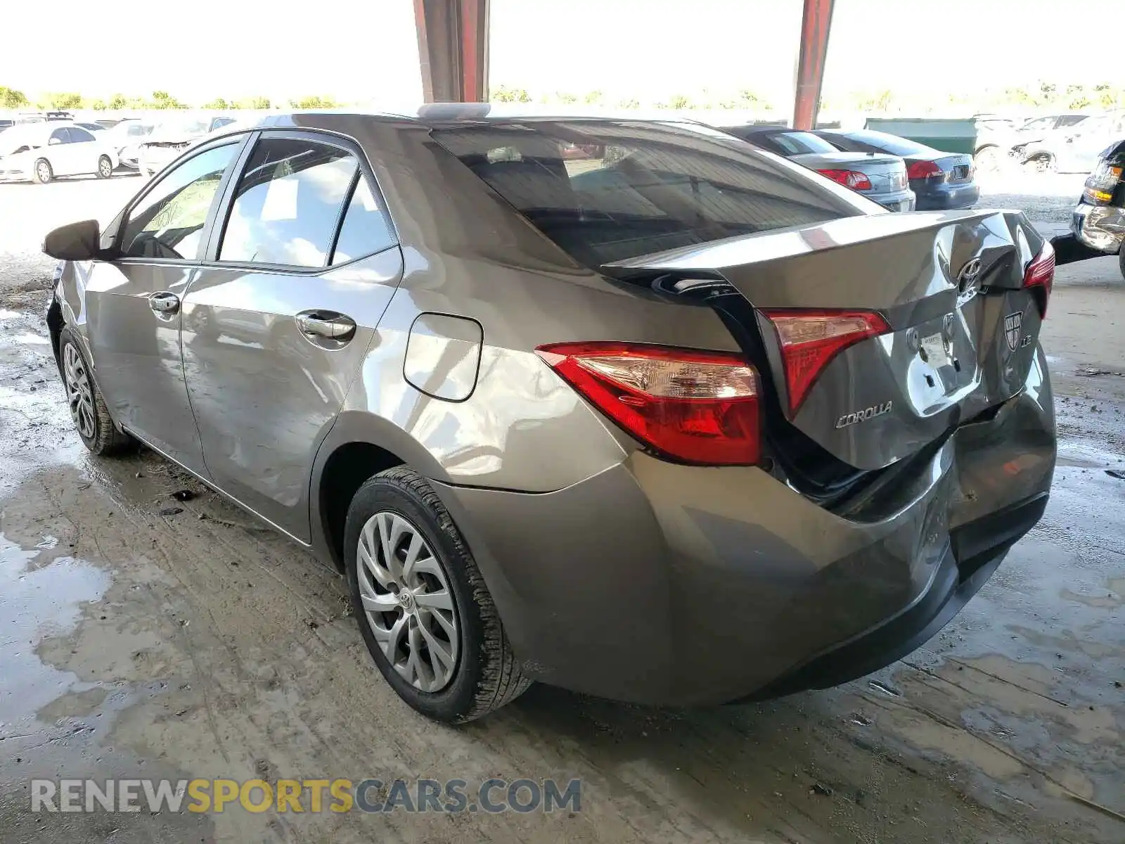 3 Photograph of a damaged car 2T1BURHE4KC188824 TOYOTA COROLLA 2019
