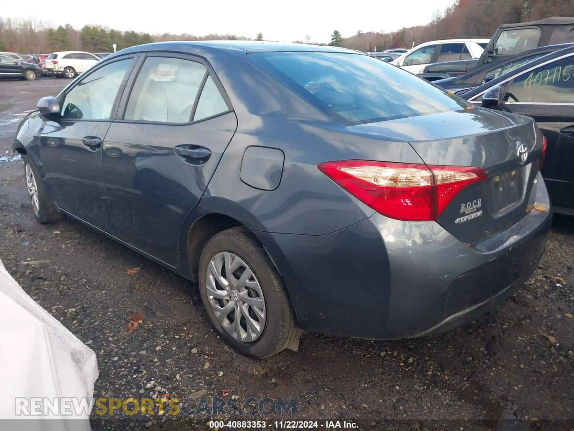 3 Photograph of a damaged car 2T1BURHE4KC193781 TOYOTA COROLLA 2019