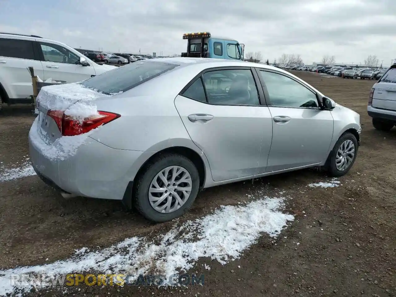 3 Photograph of a damaged car 2T1BURHE4KC197541 TOYOTA COROLLA 2019