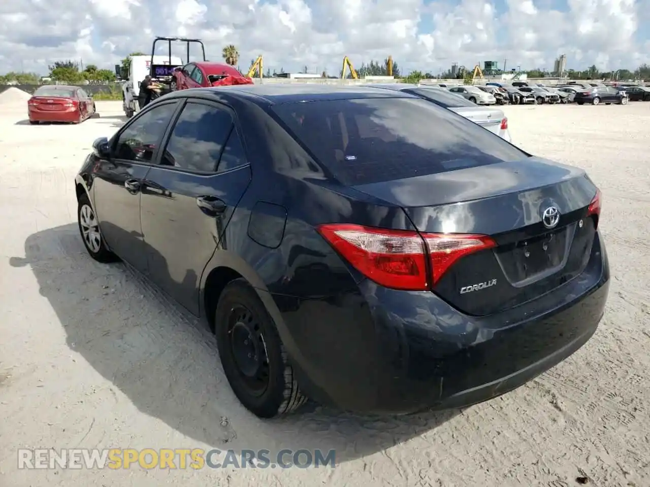 3 Photograph of a damaged car 2T1BURHE4KC207887 TOYOTA COROLLA 2019
