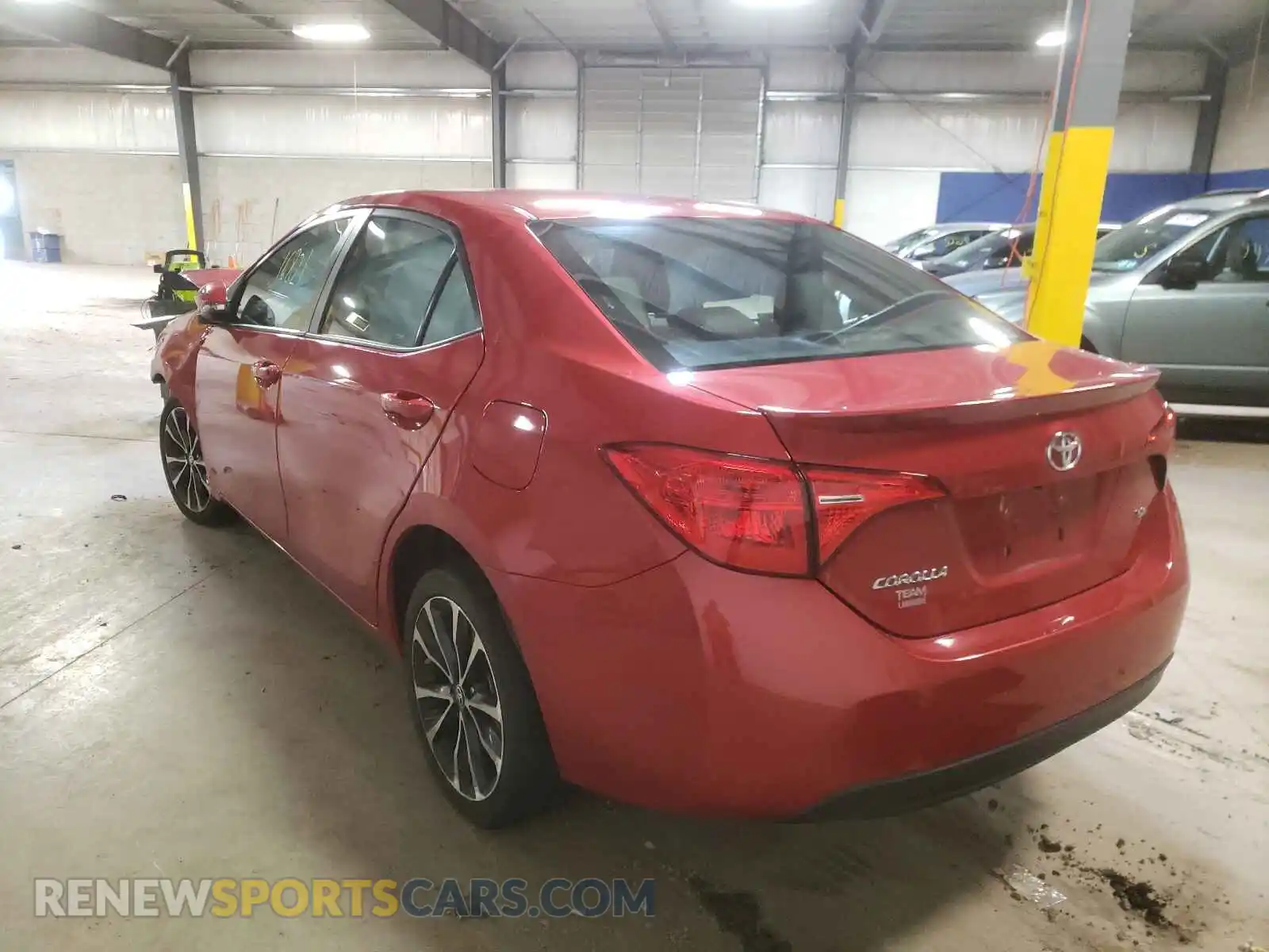 3 Photograph of a damaged car 2T1BURHE4KC211079 TOYOTA COROLLA 2019