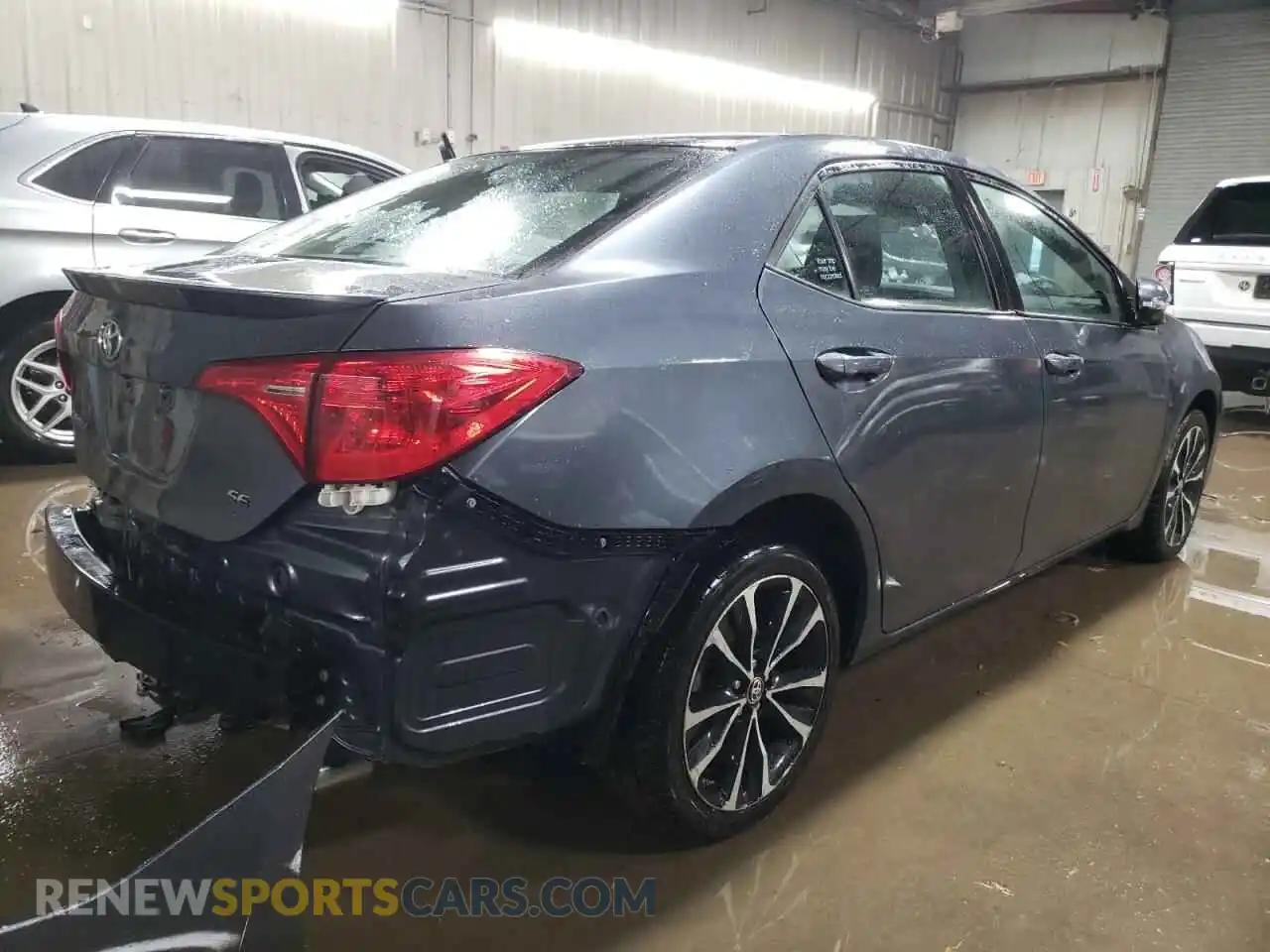 3 Photograph of a damaged car 2T1BURHE4KC216721 TOYOTA COROLLA 2019