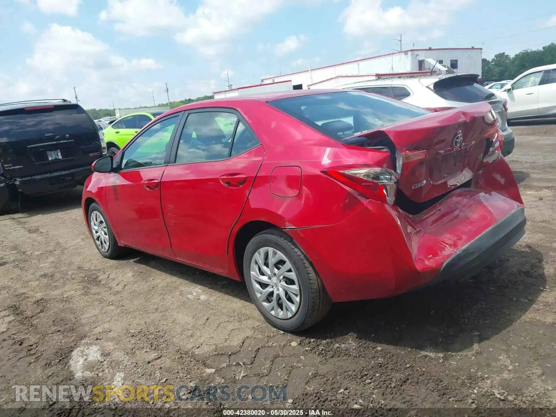 3 fotografías del automóvil dañado 2T1BURHE4KC220512 TOYOTA COROLLA 2019