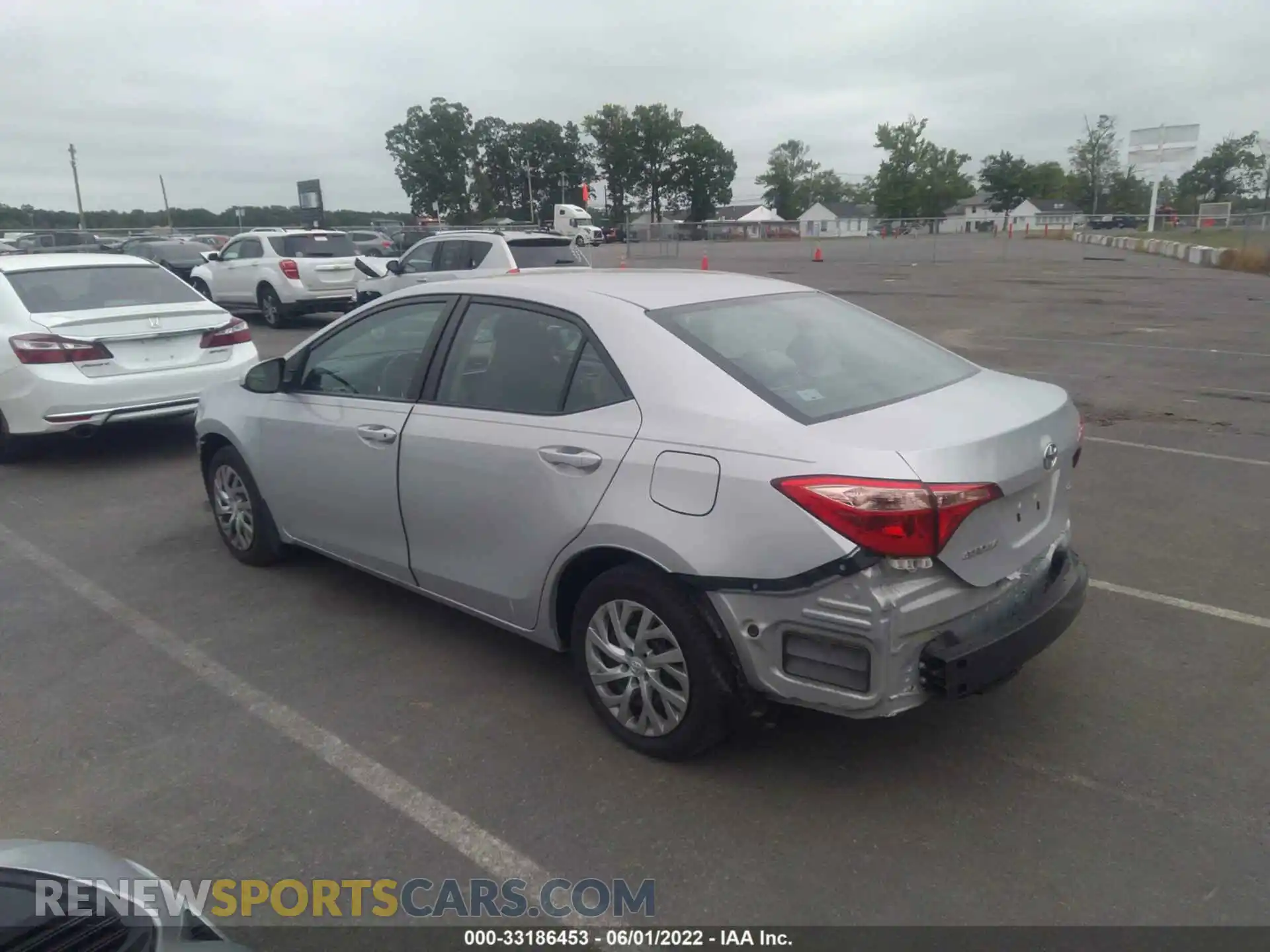 3 fotografías del automóvil dañado 2T1BURHE4KC221949 TOYOTA COROLLA 2019