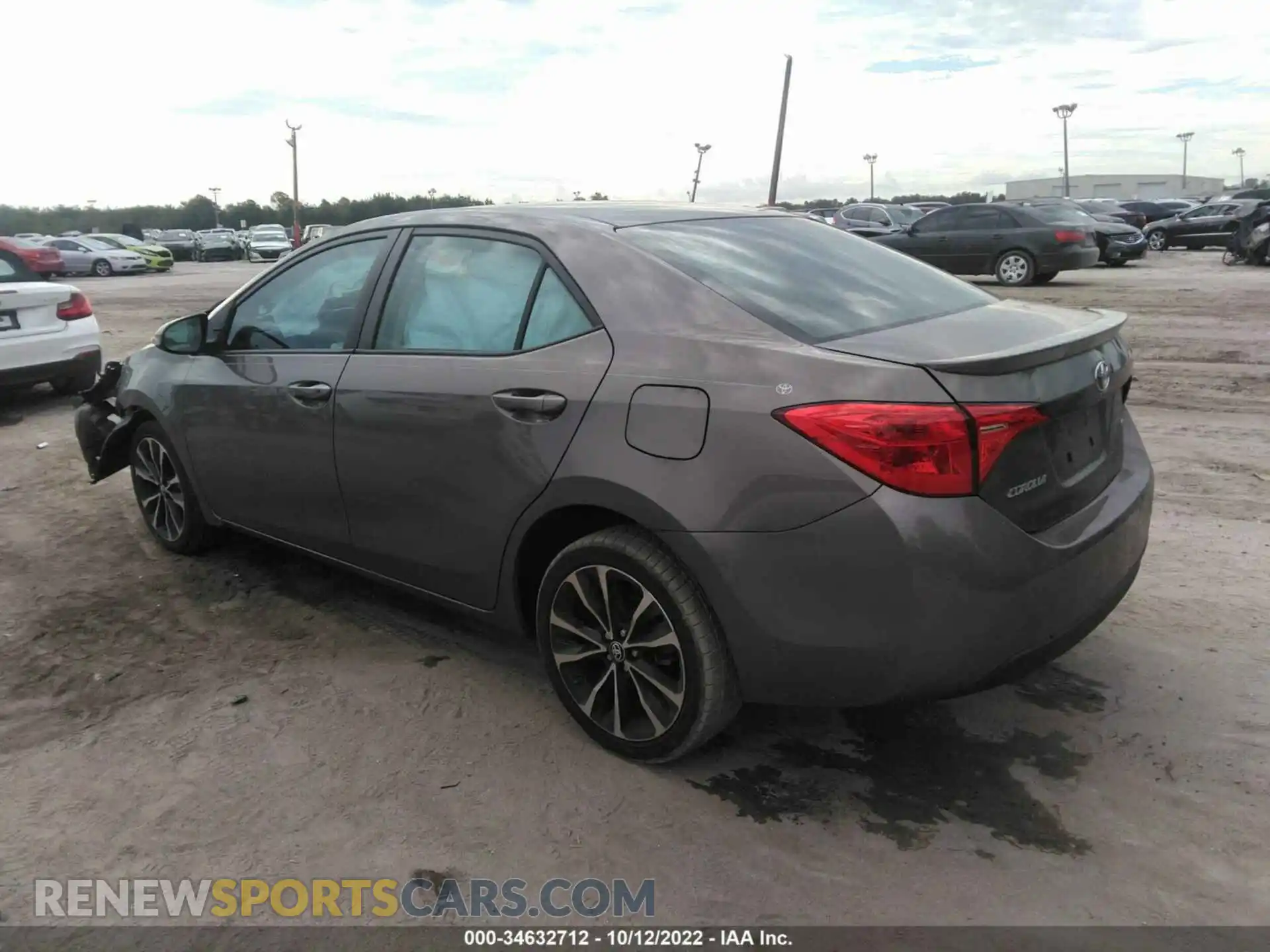 3 Photograph of a damaged car 2T1BURHE4KC224186 TOYOTA COROLLA 2019