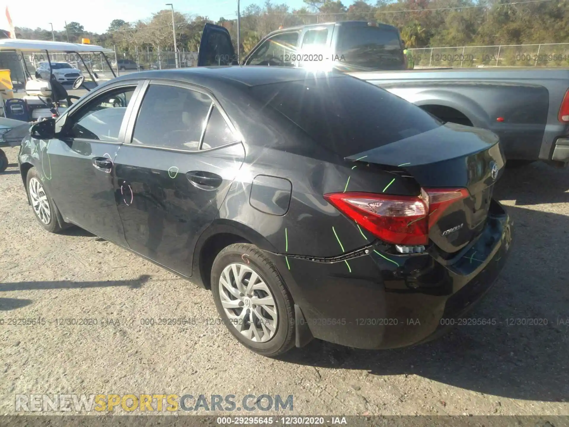 3 Photograph of a damaged car 2T1BURHE4KC226441 TOYOTA COROLLA 2019