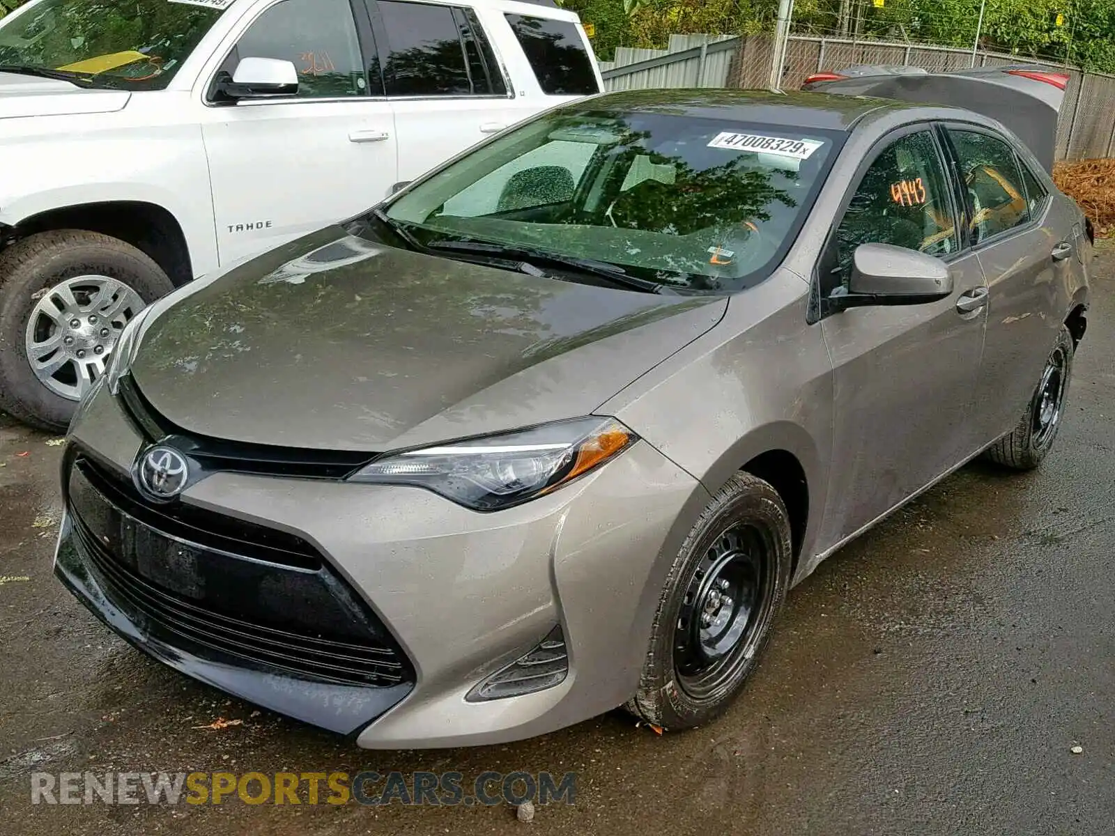 2 Photograph of a damaged car 2T1BURHE4KC230165 TOYOTA COROLLA 2019