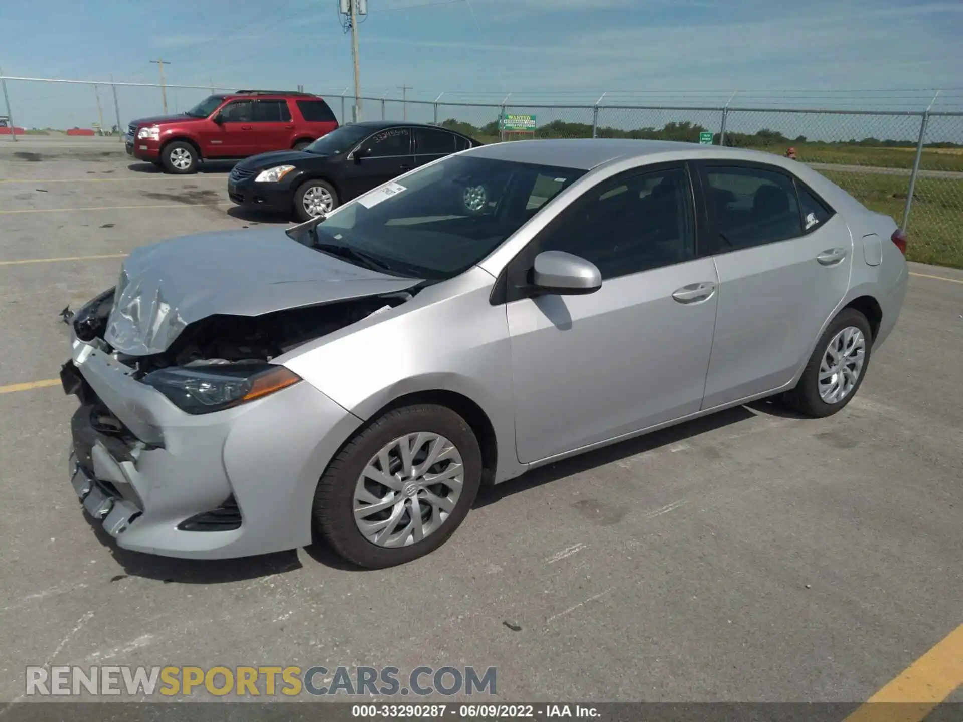 2 Photograph of a damaged car 2T1BURHE4KC230585 TOYOTA COROLLA 2019
