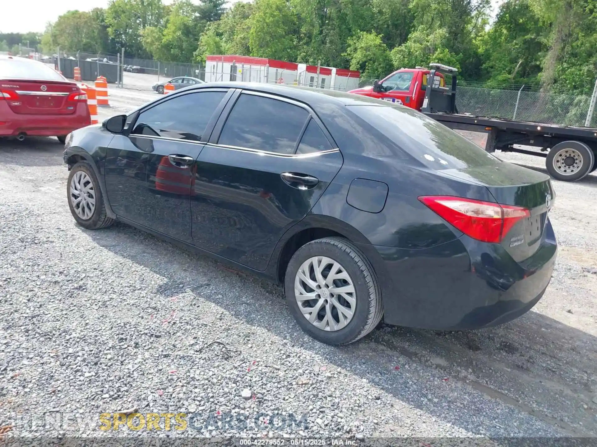 3 Photograph of a damaged car 2T1BURHE4KC232790 TOYOTA COROLLA 2019