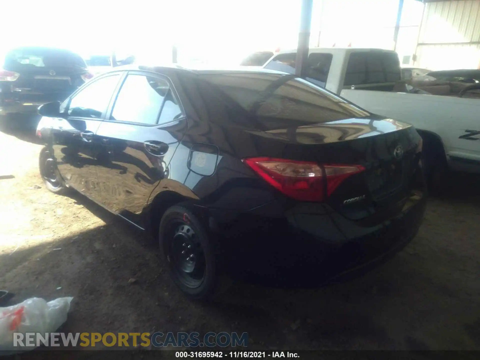 3 Photograph of a damaged car 2T1BURHE4KC234037 TOYOTA COROLLA 2019