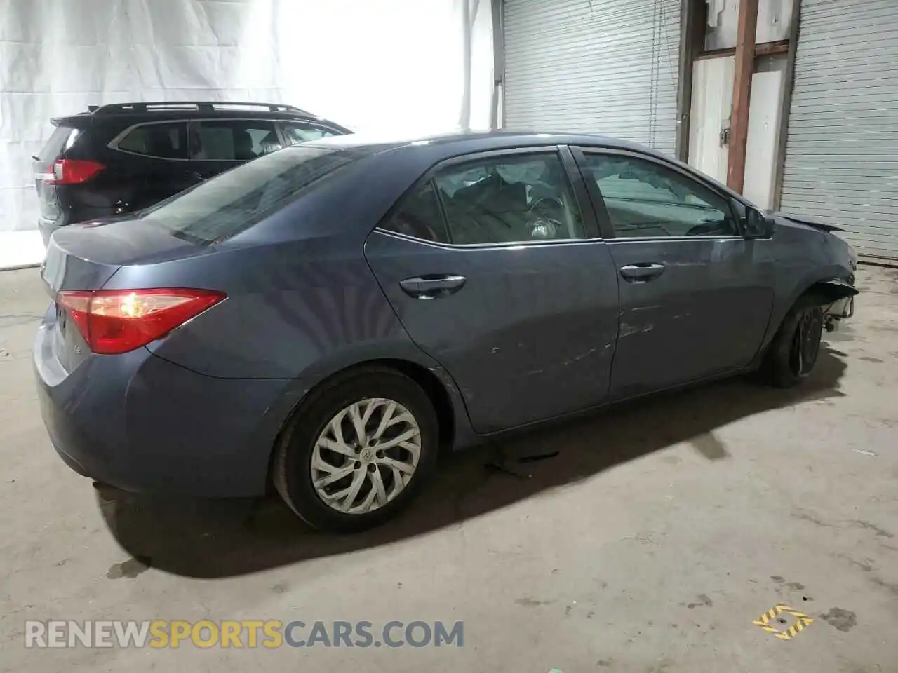 3 Photograph of a damaged car 2T1BURHE4KC237164 TOYOTA COROLLA 2019