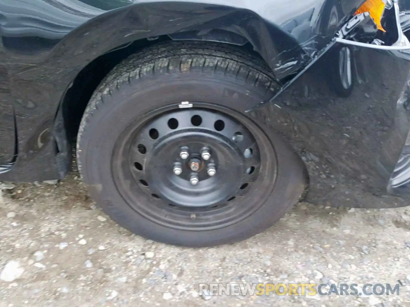 9 Photograph of a damaged car 2T1BURHE4KC237309 TOYOTA COROLLA 2019