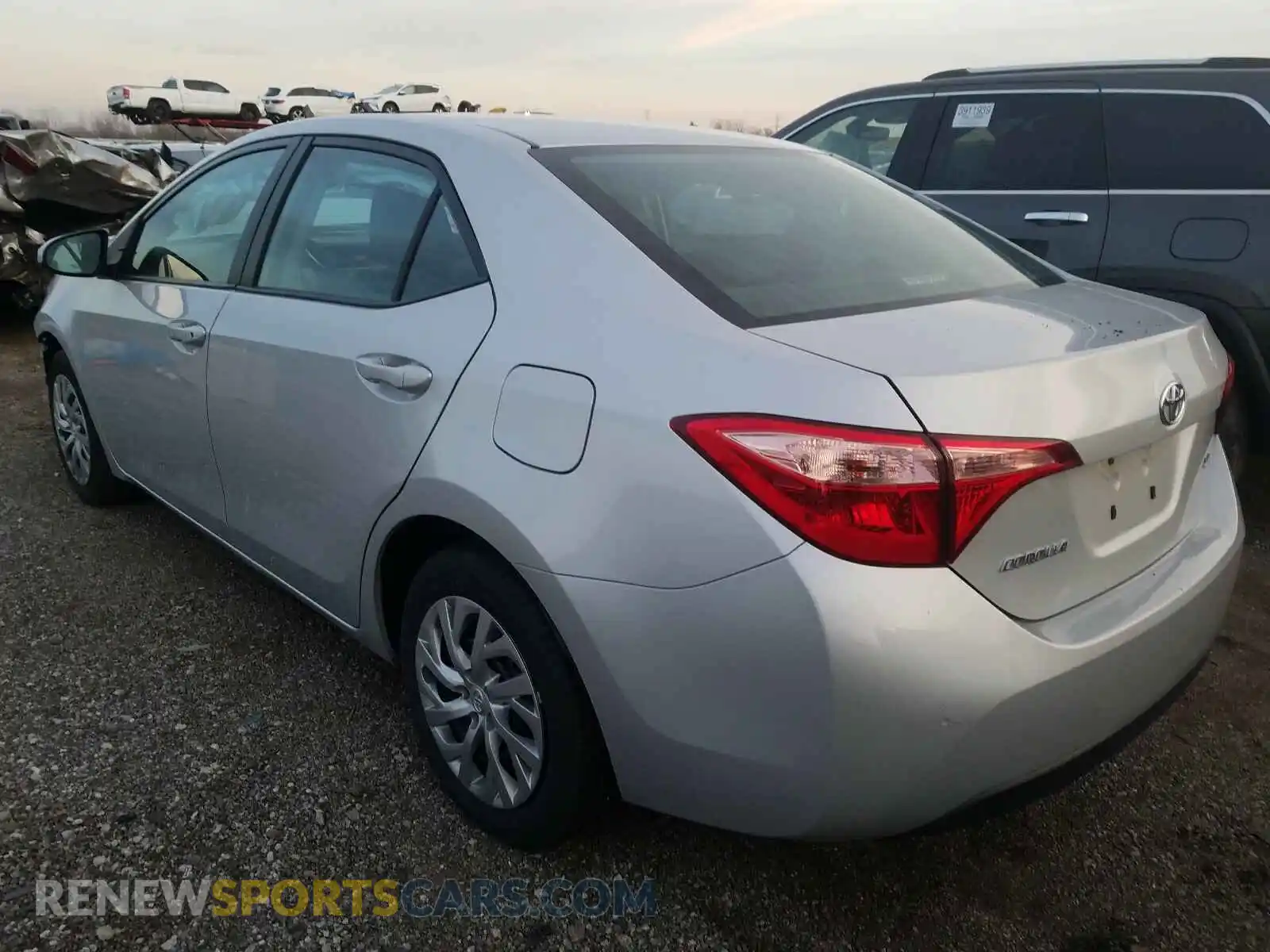 3 Photograph of a damaged car 2T1BURHE4KC237438 TOYOTA COROLLA 2019