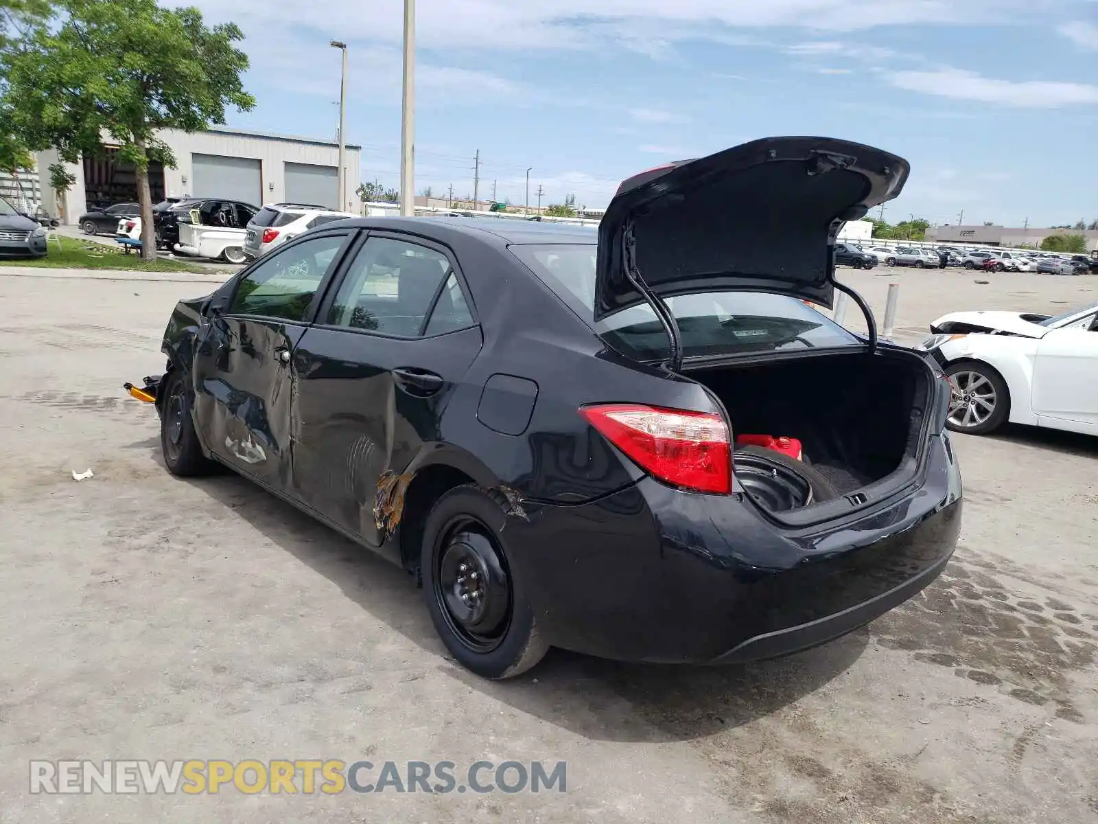 3 Photograph of a damaged car 2T1BURHE4KC238380 TOYOTA COROLLA 2019
