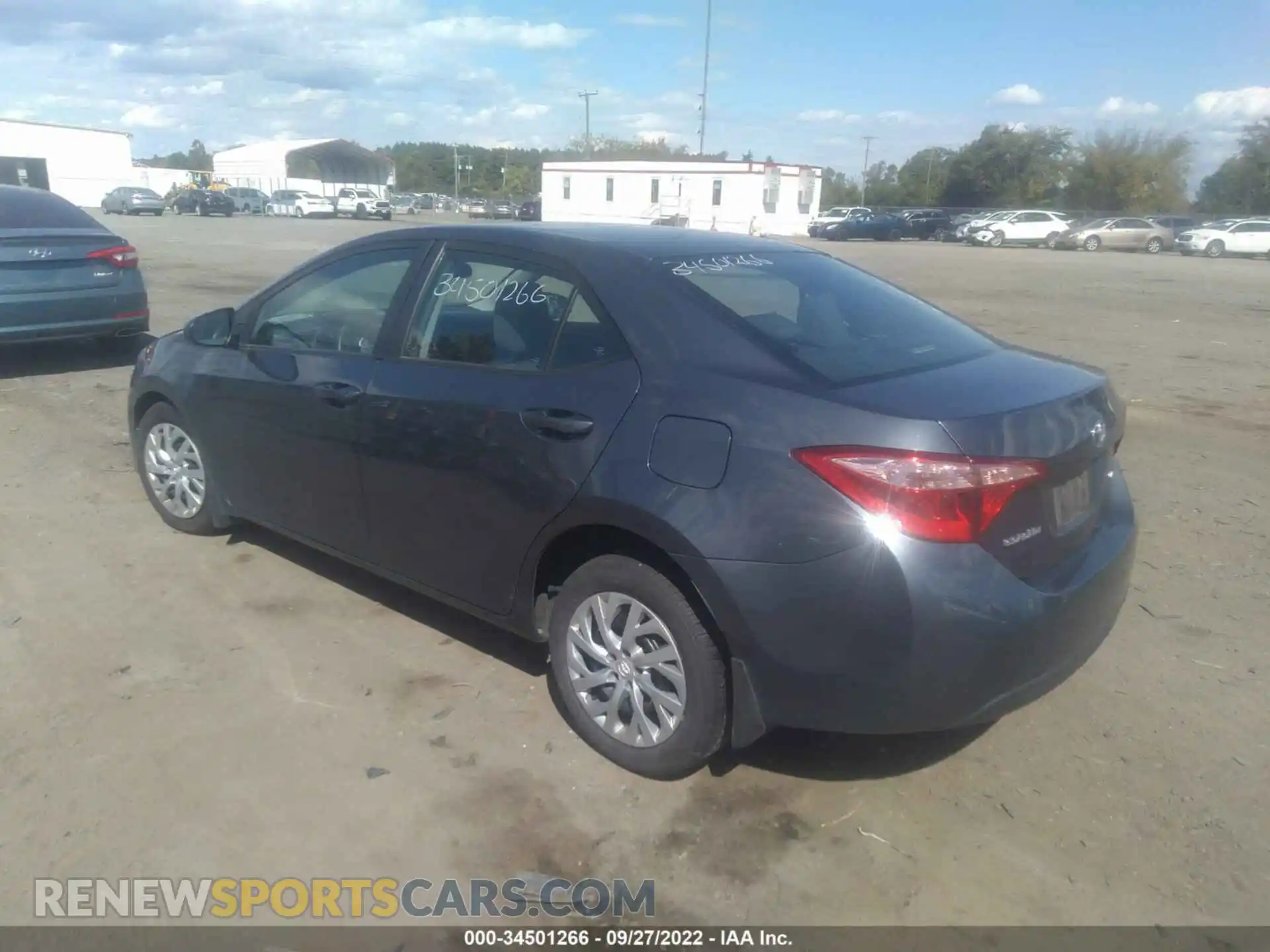 3 Photograph of a damaged car 2T1BURHE4KC246575 TOYOTA COROLLA 2019