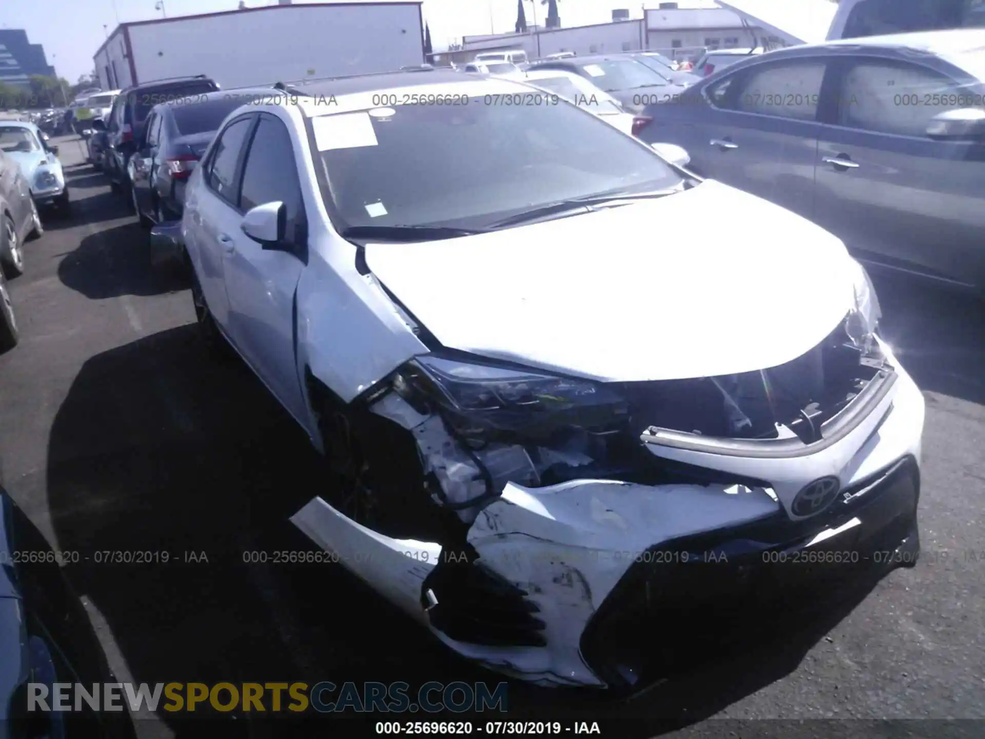 1 Photograph of a damaged car 2T1BURHE5KC127367 TOYOTA COROLLA 2019