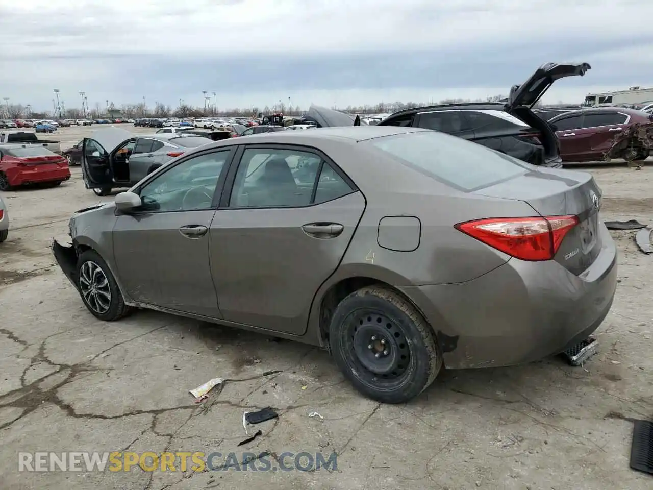 2 Photograph of a damaged car 2T1BURHE5KC128101 TOYOTA COROLLA 2019