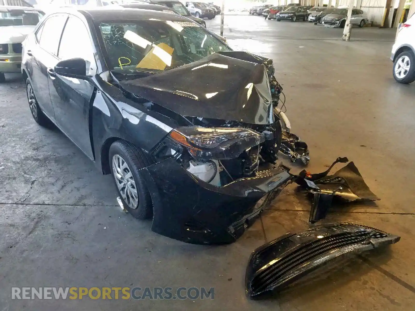 1 Photograph of a damaged car 2T1BURHE5KC147330 TOYOTA COROLLA 2019