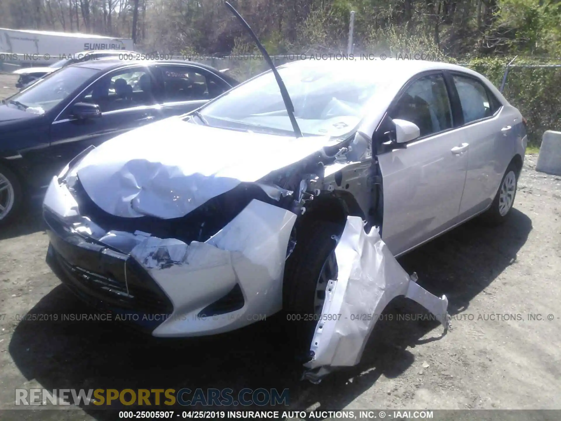 2 Photograph of a damaged car 2T1BURHE5KC161244 TOYOTA COROLLA 2019