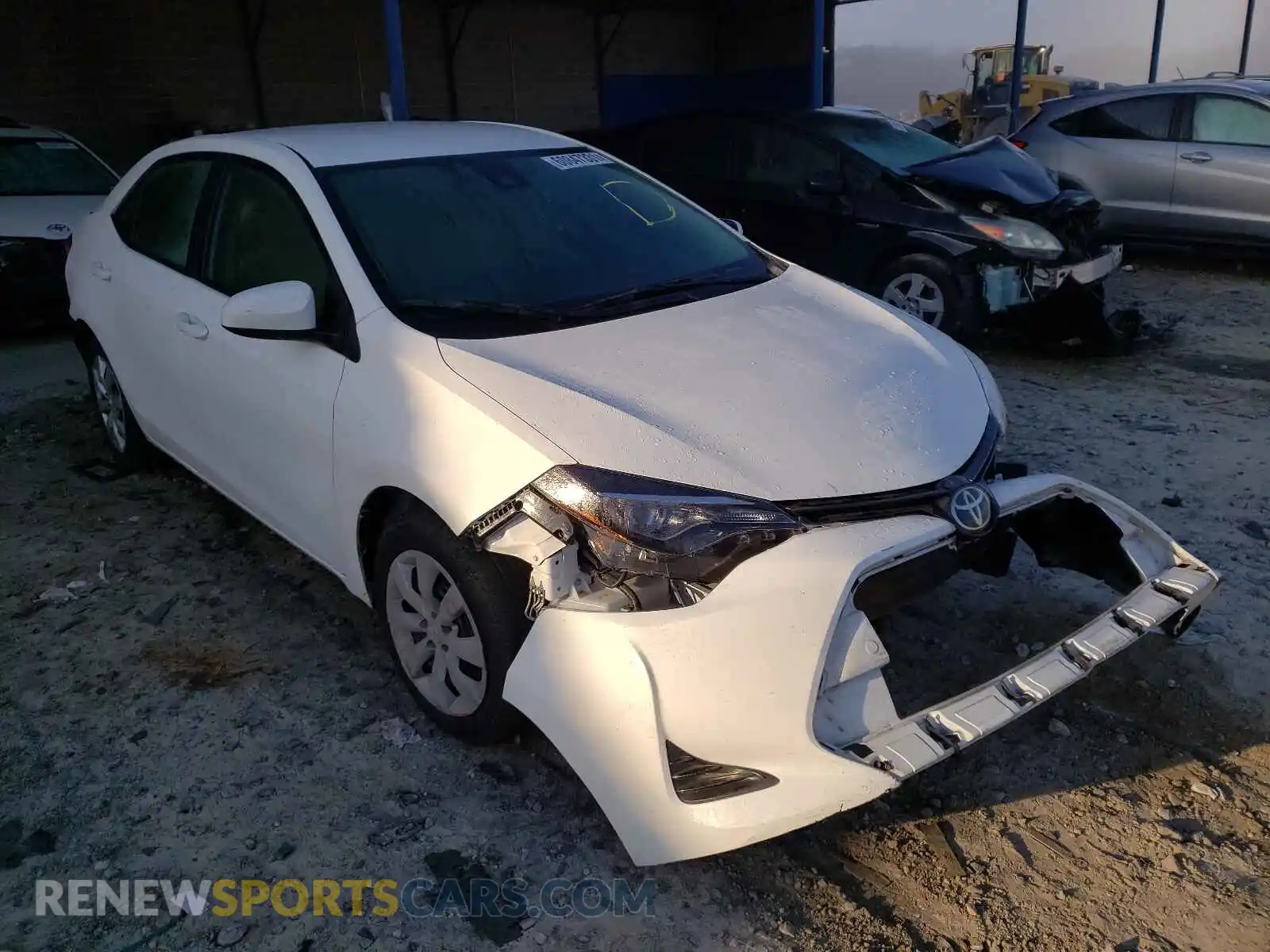 1 Photograph of a damaged car 2T1BURHE5KC162801 TOYOTA COROLLA 2019