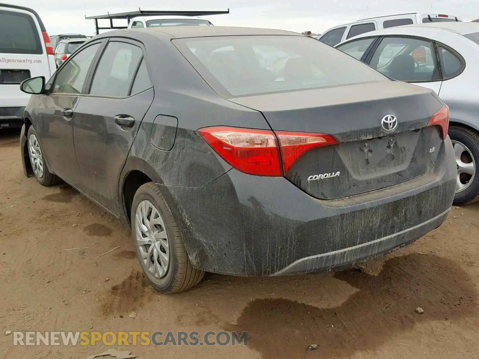 3 Photograph of a damaged car 2T1BURHE5KC165245 TOYOTA COROLLA 2019