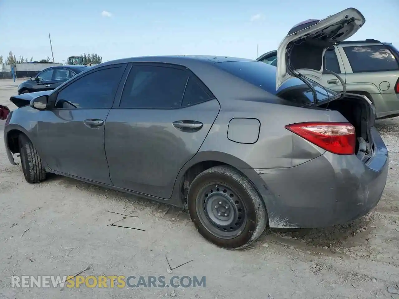 2 Photograph of a damaged car 2T1BURHE5KC187987 TOYOTA COROLLA 2019