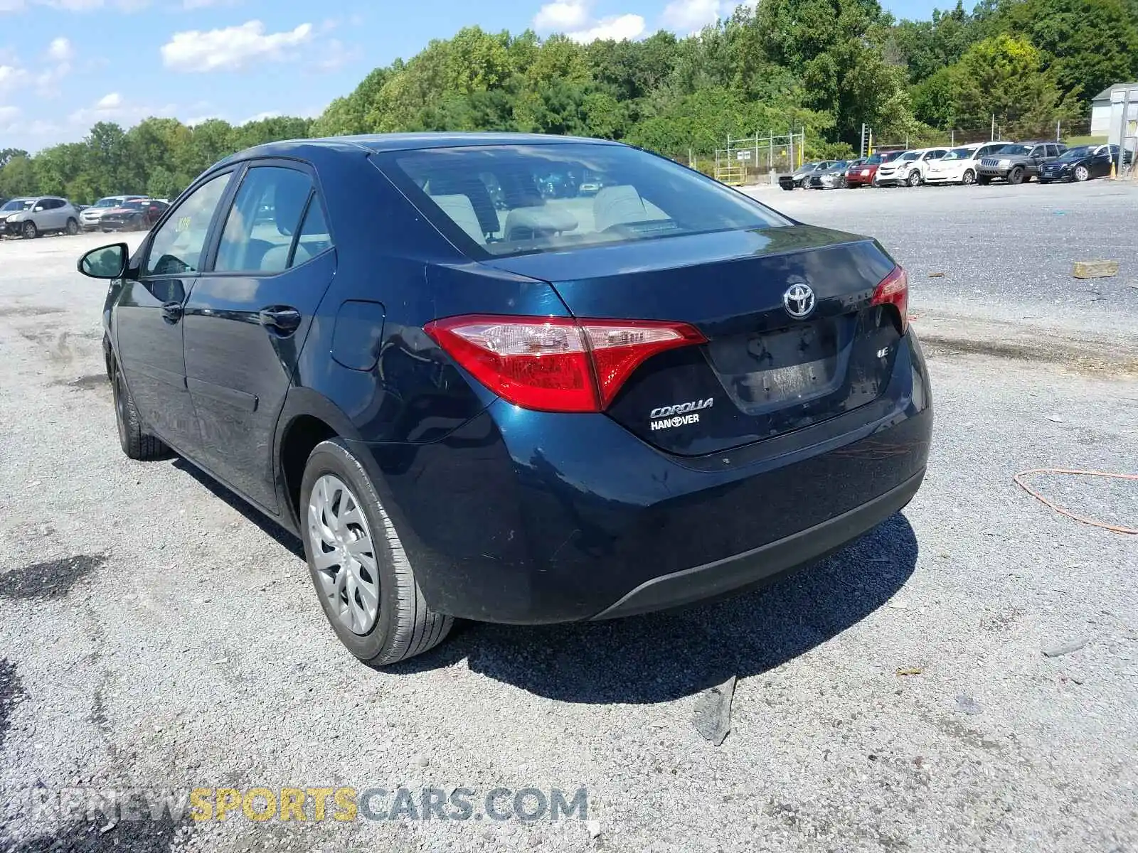 3 Photograph of a damaged car 2T1BURHE5KC192249 TOYOTA COROLLA 2019