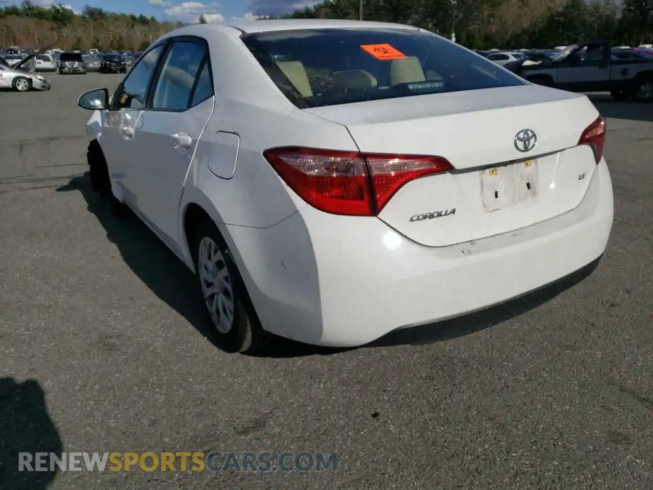 3 Photograph of a damaged car 2T1BURHE5KC204559 TOYOTA COROLLA 2019