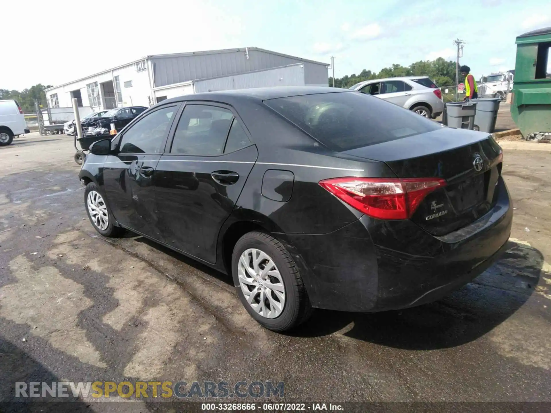 3 Photograph of a damaged car 2T1BURHE5KC210927 TOYOTA COROLLA 2019