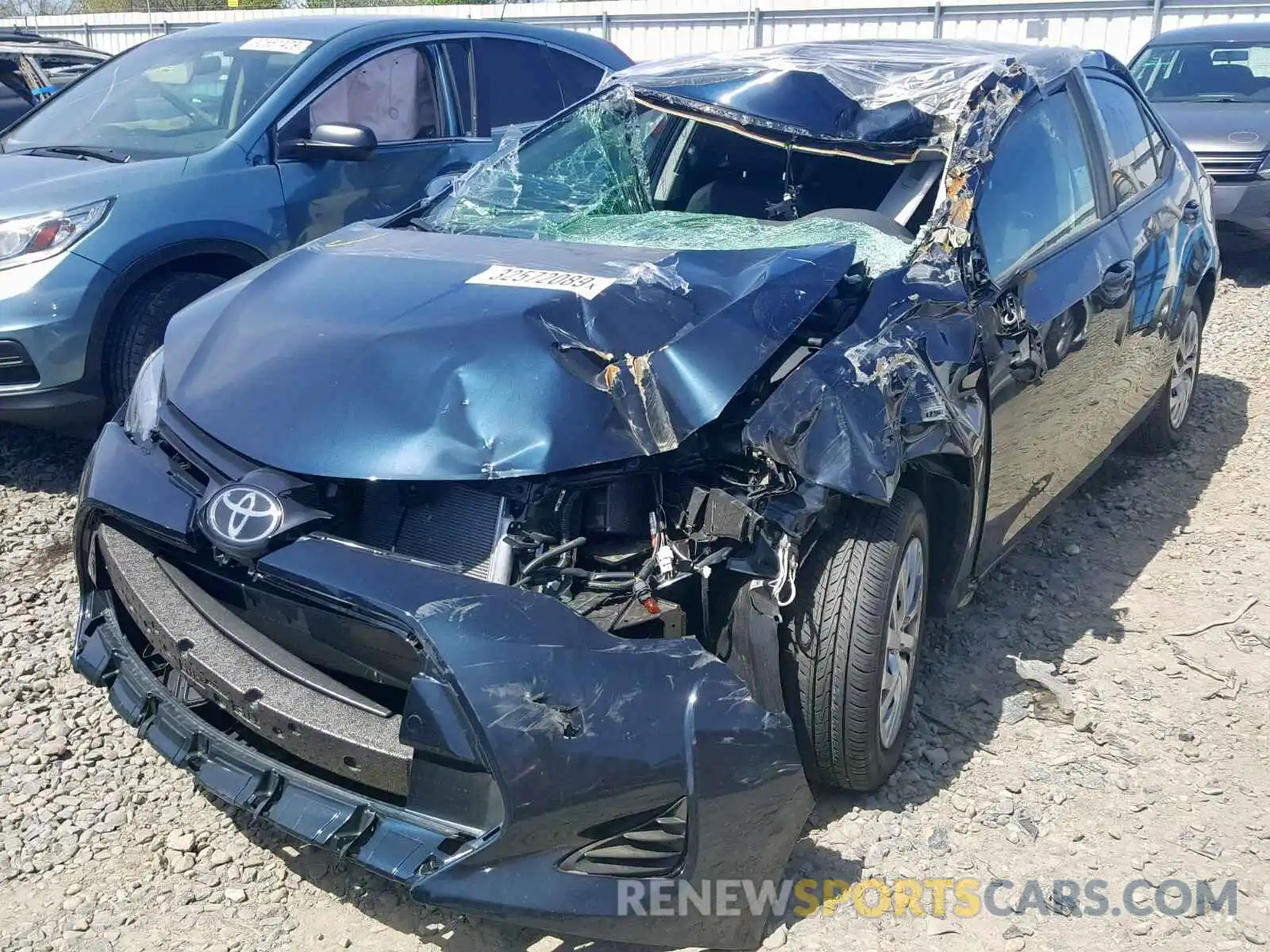 2 Photograph of a damaged car 2T1BURHE5KC213908 TOYOTA COROLLA 2019