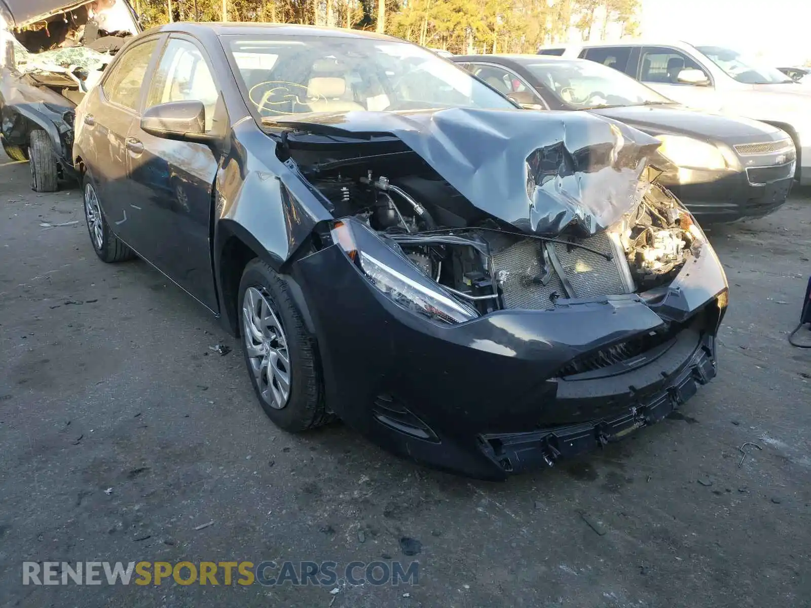 1 Photograph of a damaged car 2T1BURHE5KC217814 TOYOTA COROLLA 2019