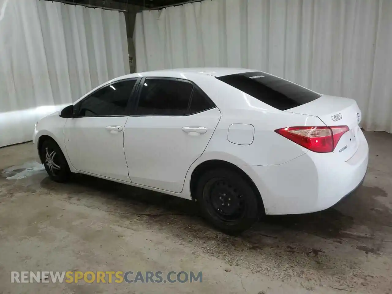 2 Photograph of a damaged car 2T1BURHE5KC226688 TOYOTA COROLLA 2019