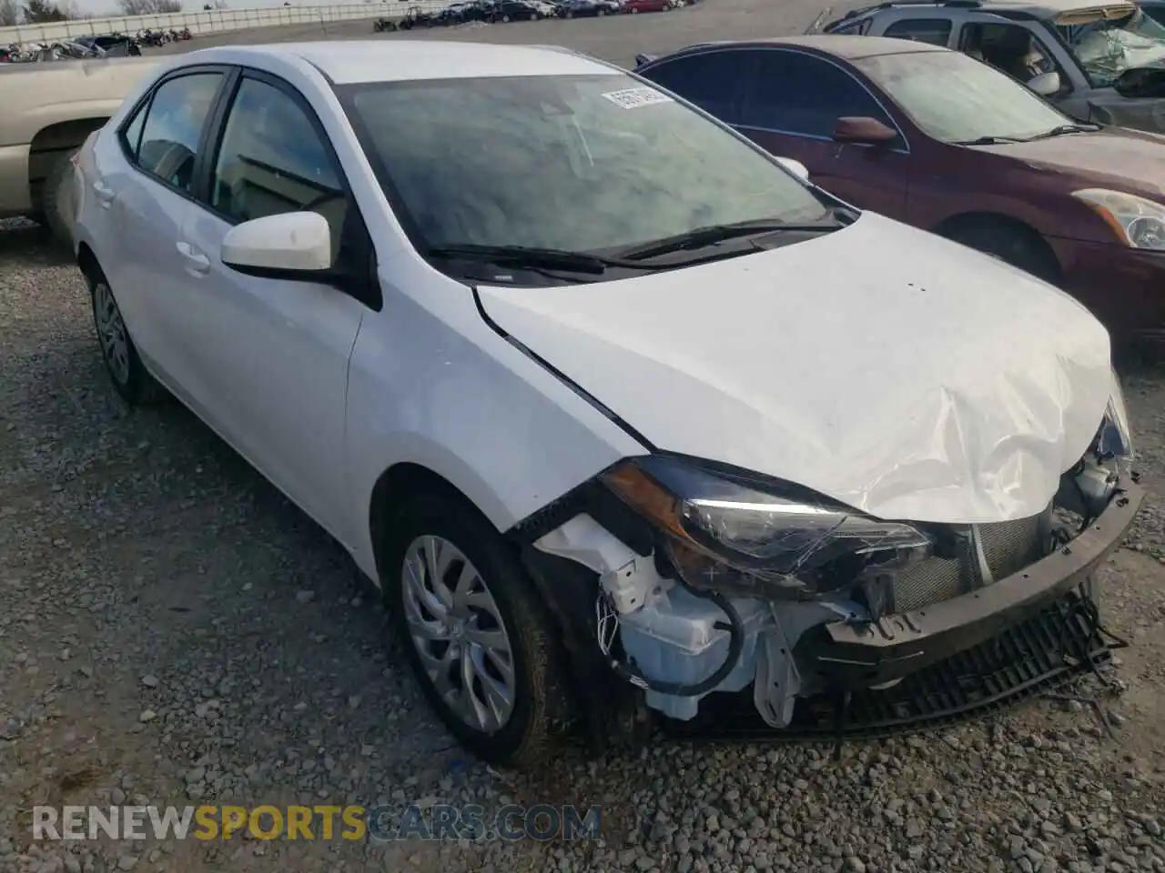 1 Photograph of a damaged car 2T1BURHE5KC240073 TOYOTA COROLLA 2019