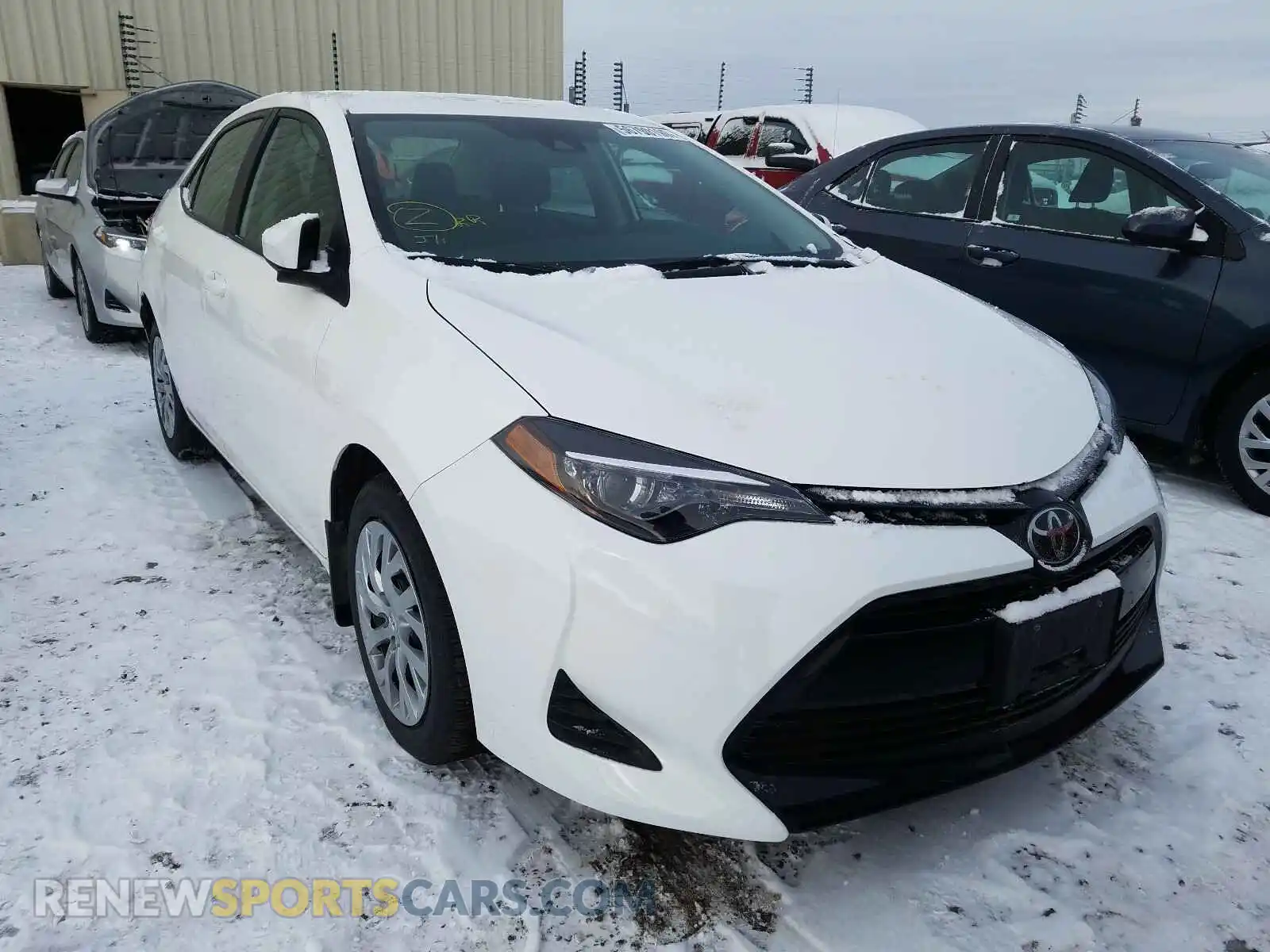1 Photograph of a damaged car 2T1BURHE5KC246164 TOYOTA COROLLA 2019