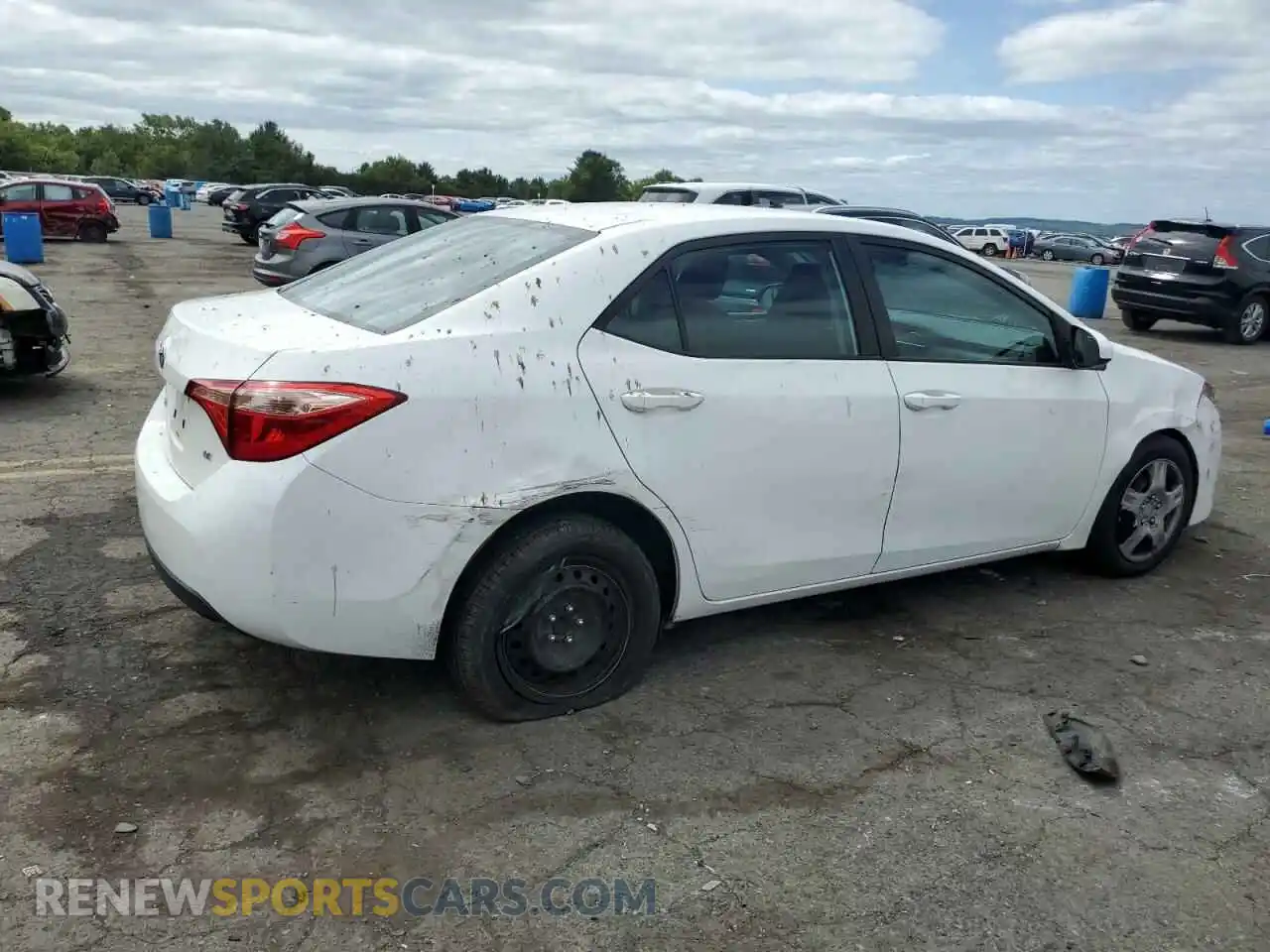 3 Photograph of a damaged car 2T1BURHE6KC149393 TOYOTA COROLLA 2019