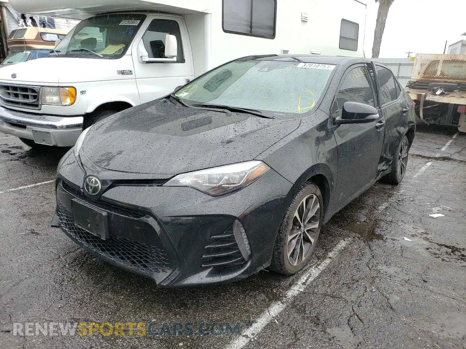 2 Photograph of a damaged car 2T1BURHE6KC153170 TOYOTA COROLLA 2019