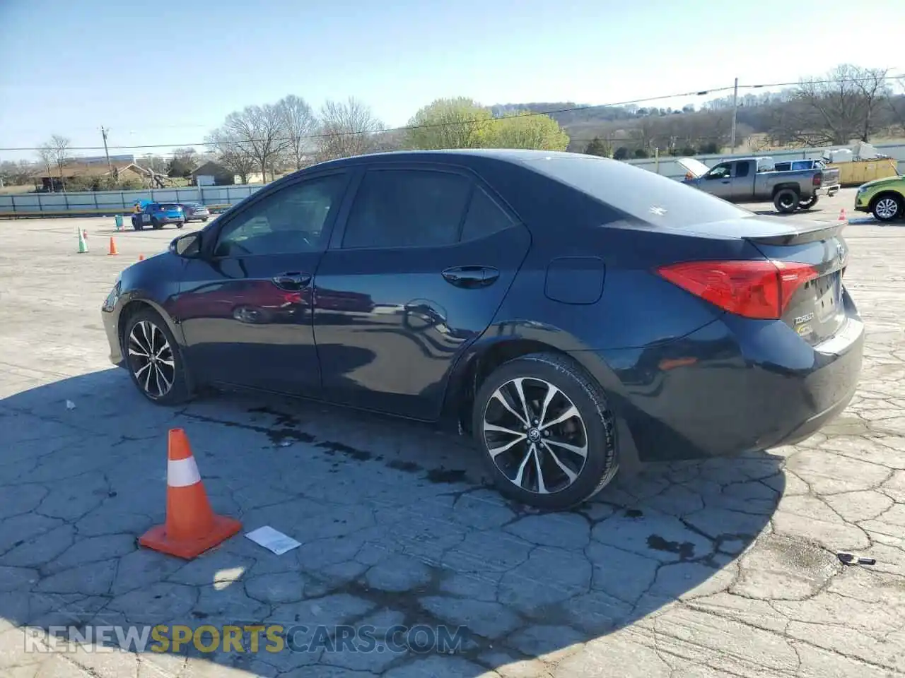 2 Photograph of a damaged car 2T1BURHE6KC168431 TOYOTA COROLLA 2019