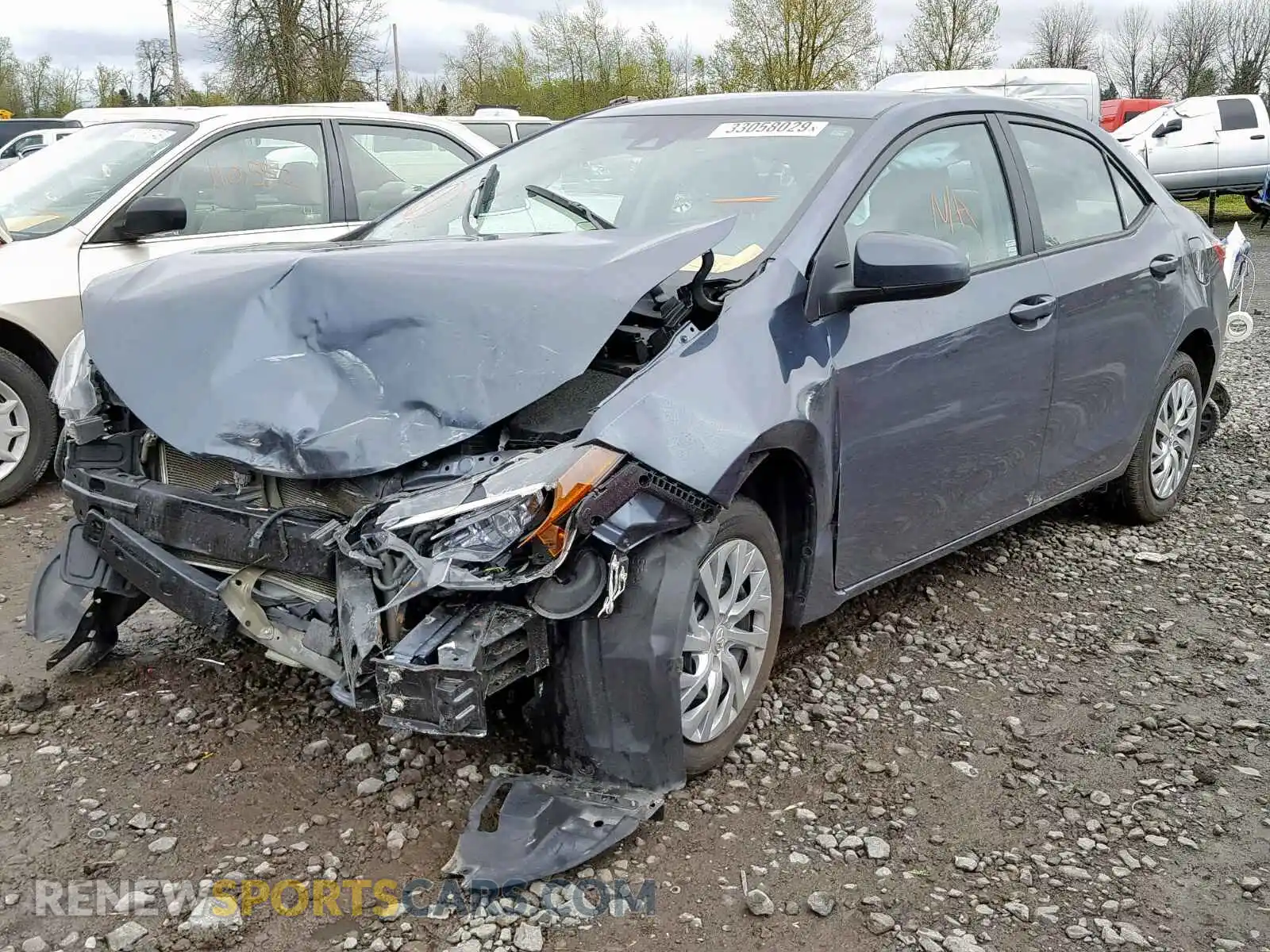 2 Photograph of a damaged car 2T1BURHE6KC169966 TOYOTA COROLLA 2019