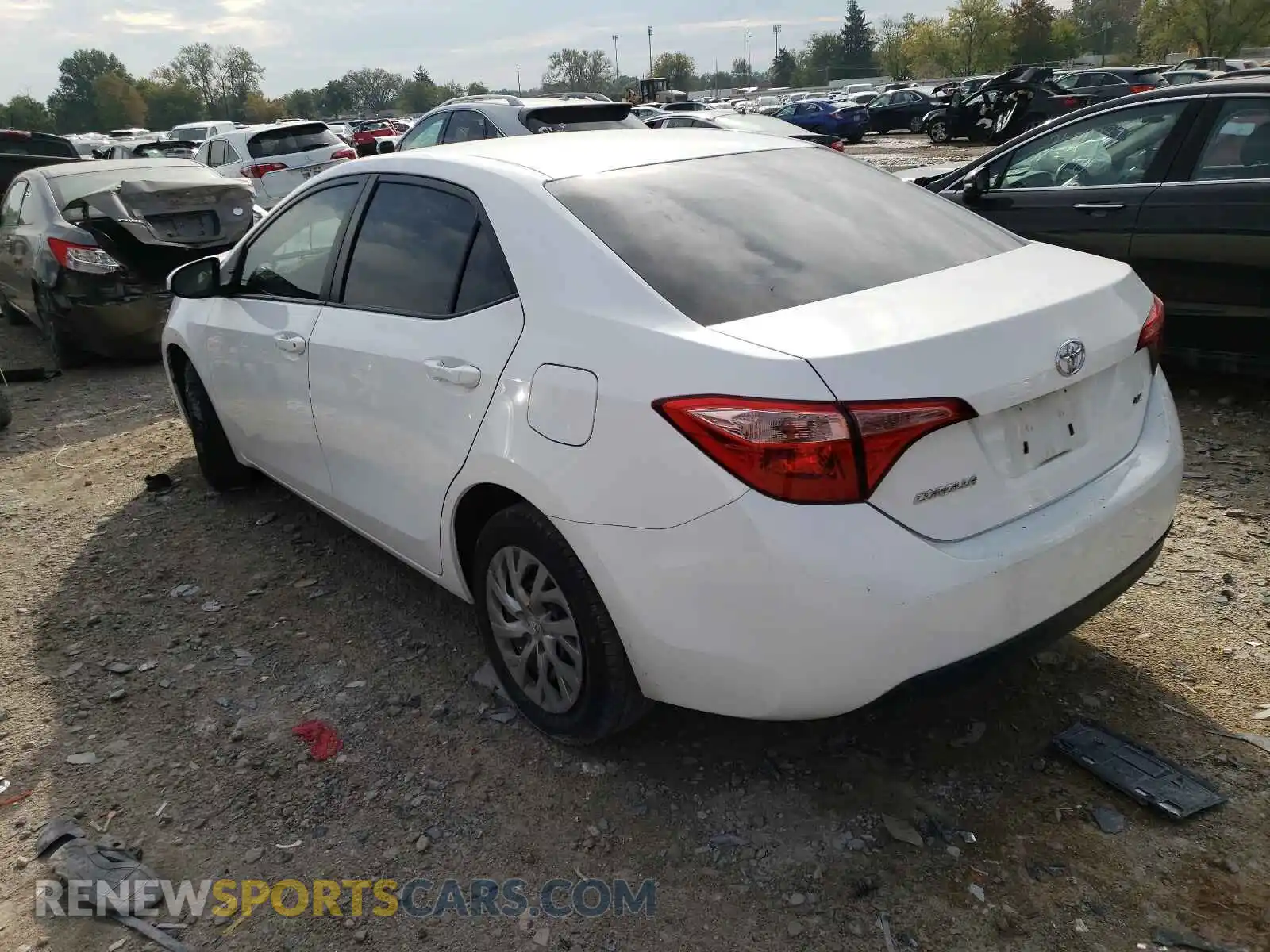 3 Photograph of a damaged car 2T1BURHE6KC192549 TOYOTA COROLLA 2019