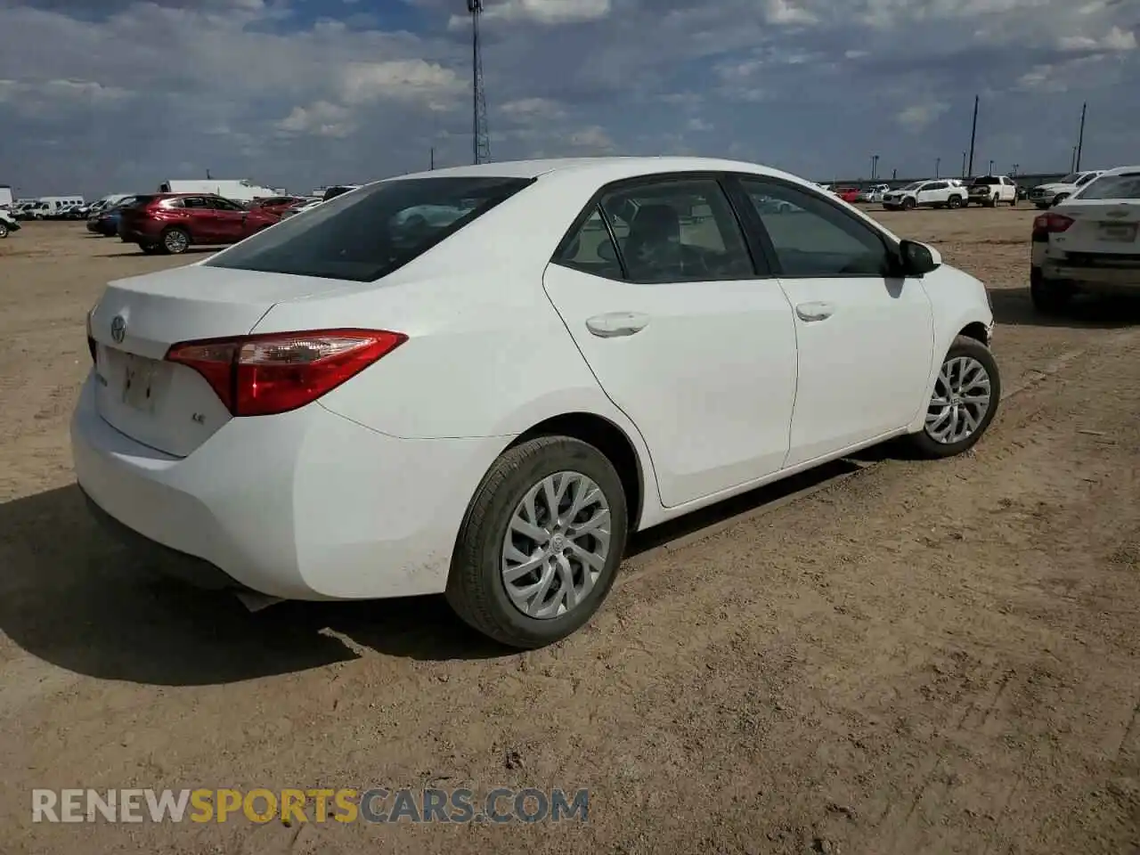 3 Photograph of a damaged car 2T1BURHE6KC200021 TOYOTA COROLLA 2019