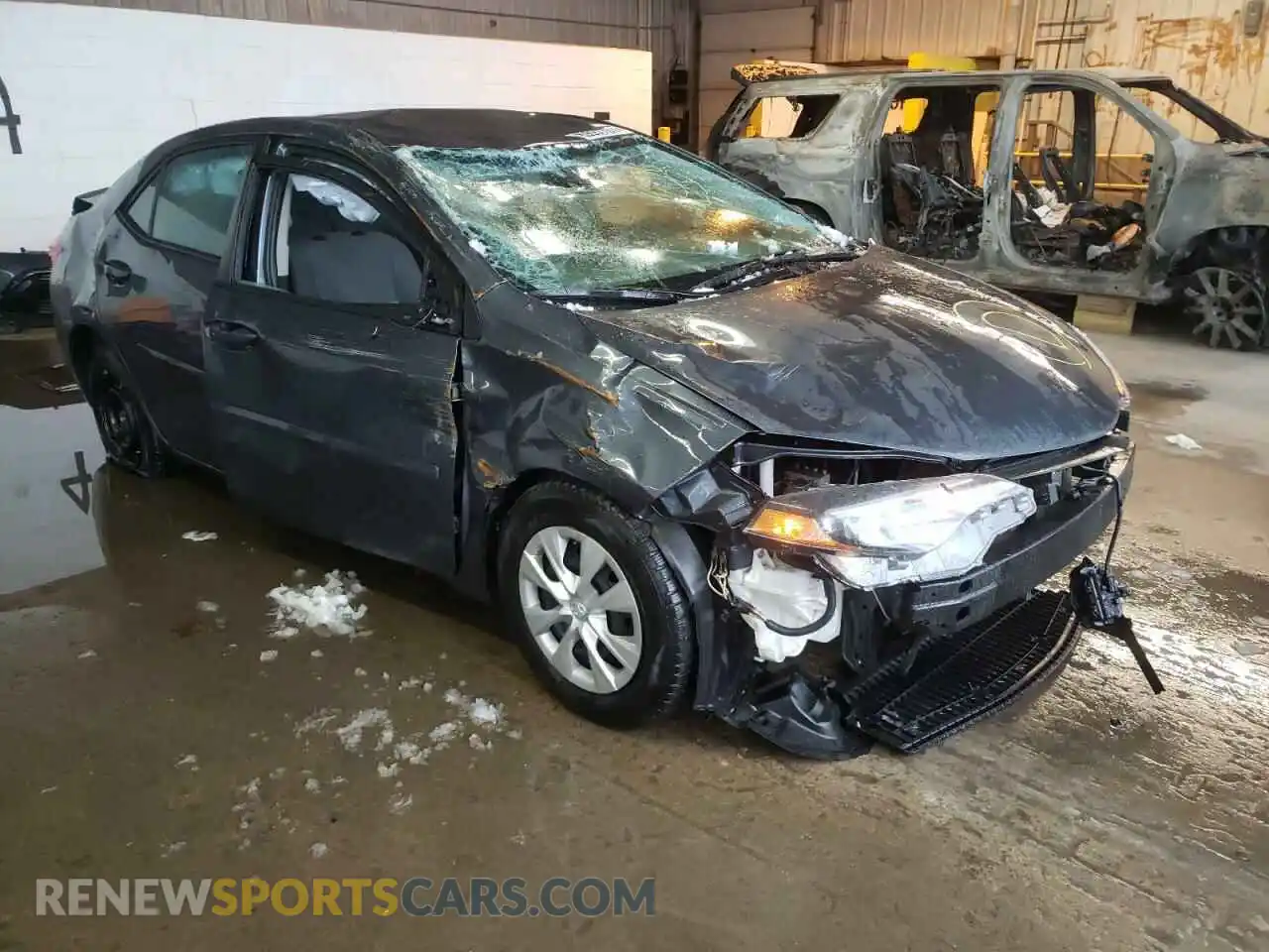 1 Photograph of a damaged car 2T1BURHE6KC220334 TOYOTA COROLLA 2019