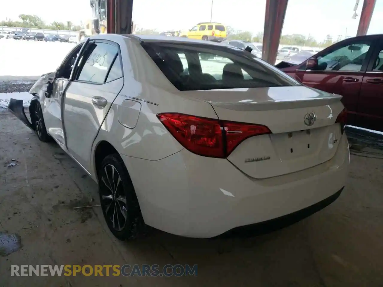 3 Photograph of a damaged car 2T1BURHE6KC221855 TOYOTA COROLLA 2019